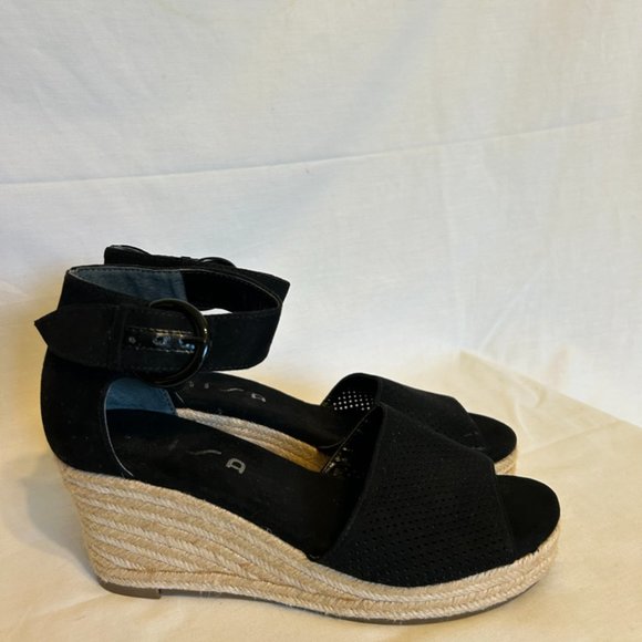 unisa black wedge sandals